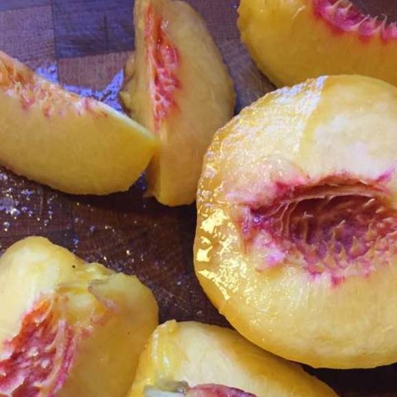 Meet your Posher, Lia - Picture 1 of 1